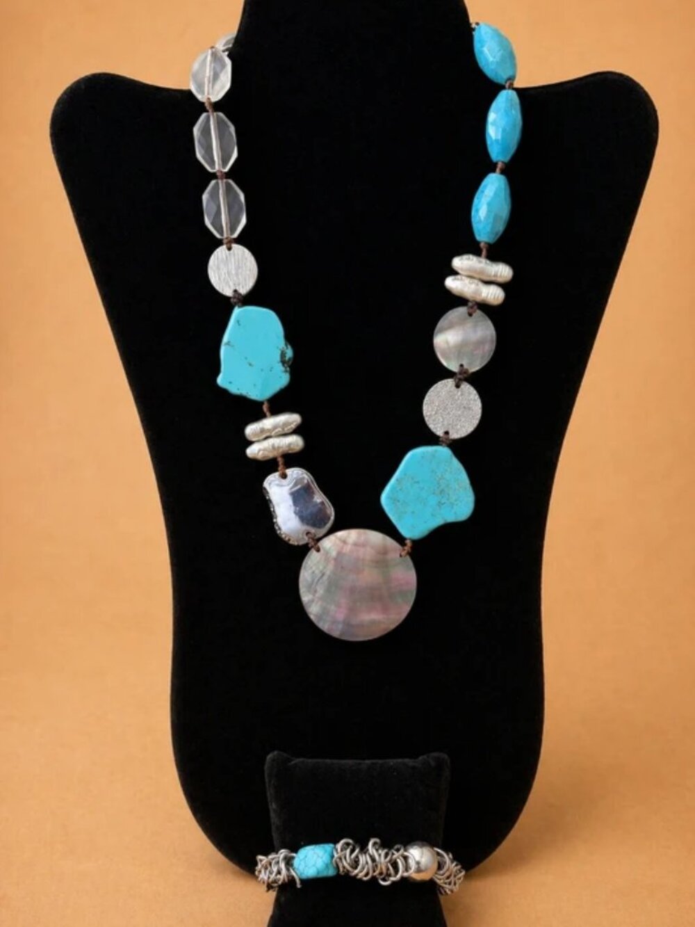 Chico’s Turquoise Shell Statement Jewelry Set Necklace Bracelet Boho Coastal